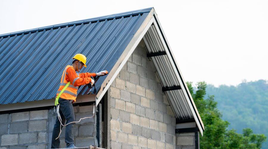 Expert Emergency Roof Repairs services in New Portland, ME